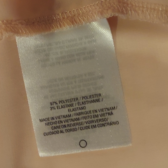 Top - Picture 4 of 7